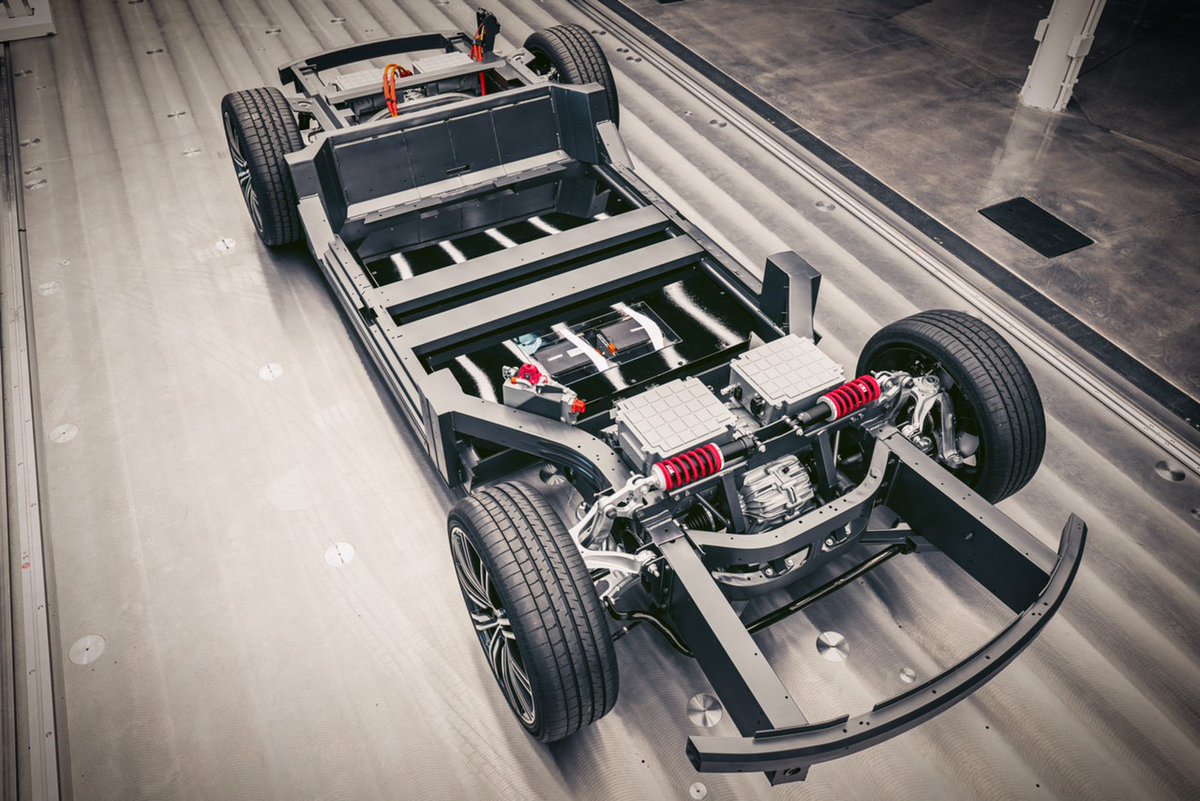 Robotvehicletec's tweet photo. Karma Automotive debuts e-flex platform with supercar-capable architecture. https://t.co/ax8e0AINqE #ElectricVehicle #supercars #Battery #TechNews #technologynews #eflexplatform #ElectricVehicles #bev #erev #electricplatform #highperformance #Automotive #automotivenews https://t.co/XrcZh9gOtH