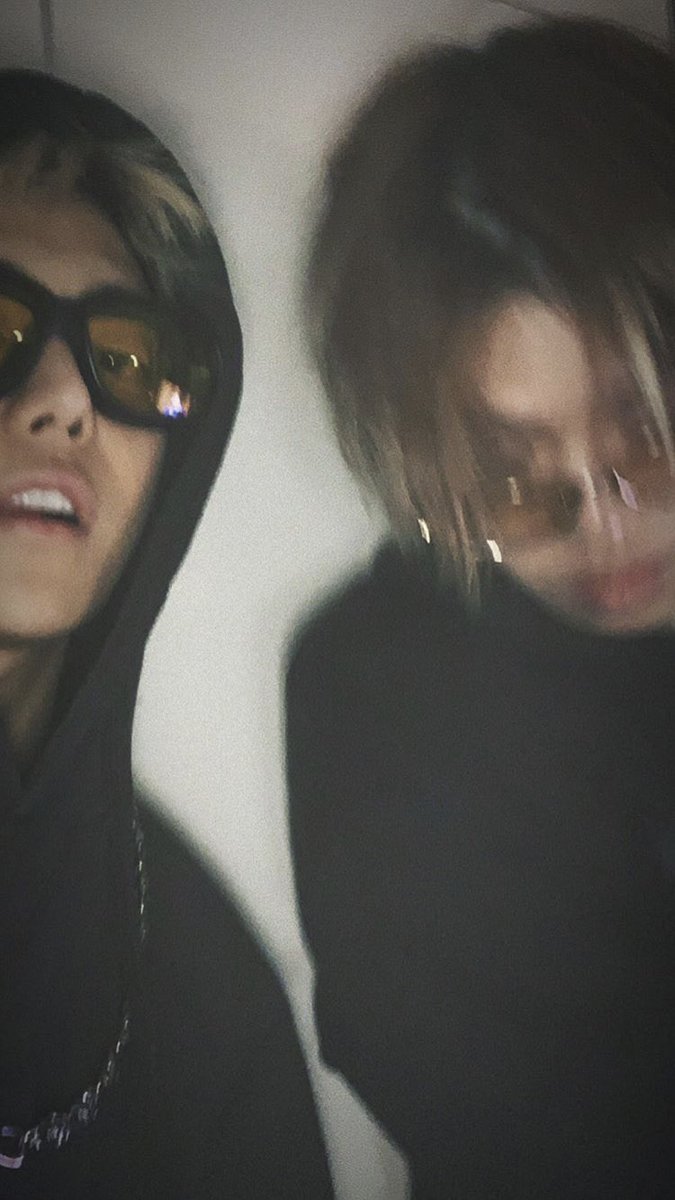 JEWON1GALLERY's tweet photo. 200424 | dustyyhan's IG STORY 

w/ ONE https://t.co/F3wU9wckOs