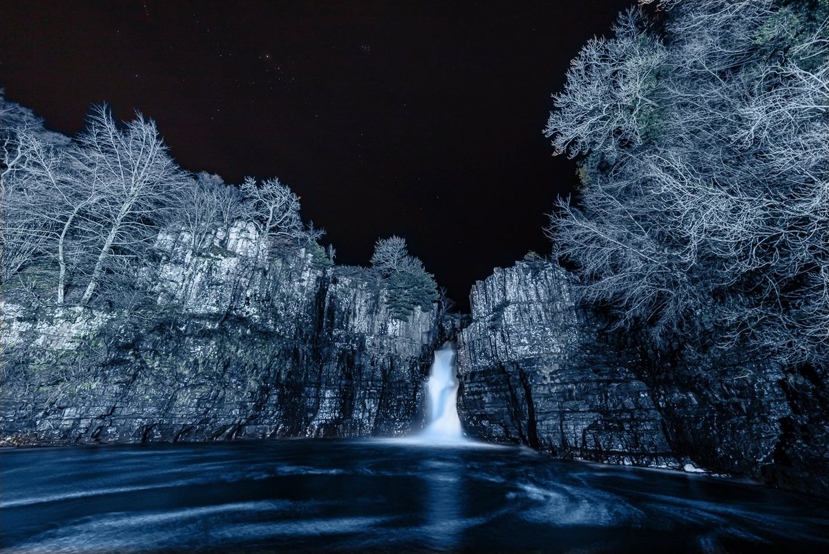 As part of our digital campaign to show support for the #NHS we are turning one of our most iconic buildings or landscapes blue. This week <a href="/Fundamental_D/">FundamentalDesign</a> have transformed this fabulous photo by Larry Bedigan taken at <a href="/garylintern/">Gary Lintern</a>’s workshop #ThankYouNHS #ClapforCarers 👏