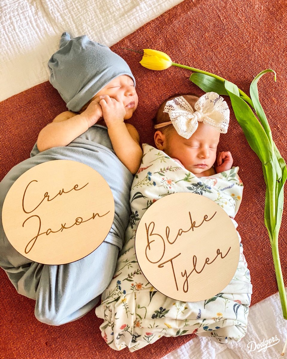 Dodgers's tweet photo. Welcome to the world, Crue and Blake! 

Congratulations to Joe Kelly and his wife, Ashley, on the birth of their twins! https://t.co/fgaycq3cAw