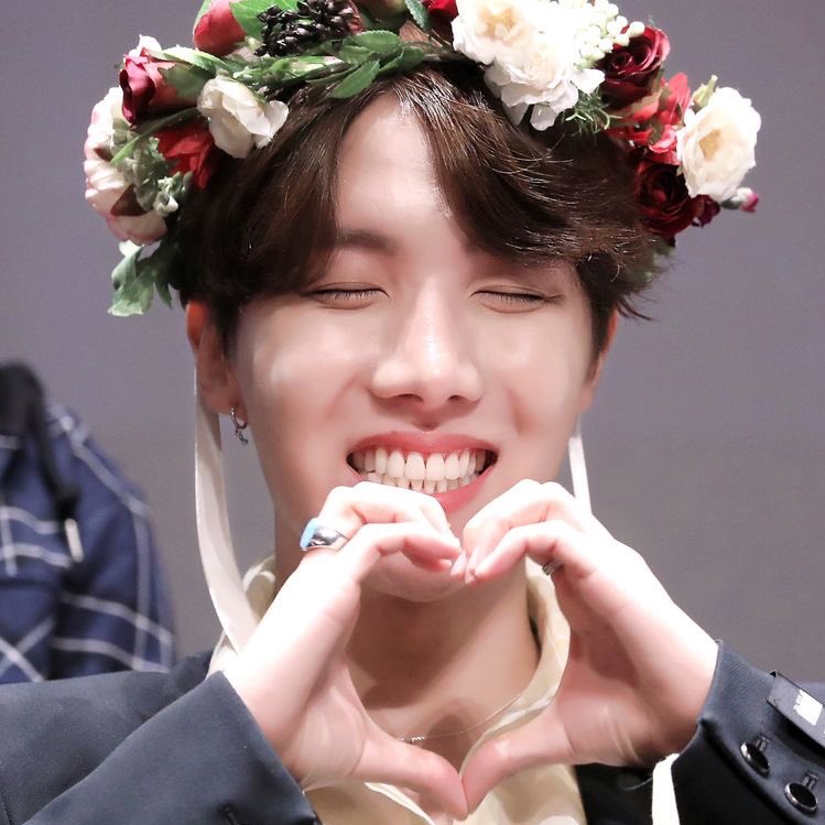 -Hobi& #39;s heart smile, a soul healing thread.-