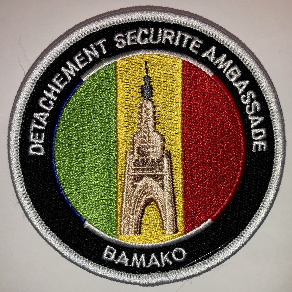 patxadv's tweet photo. Ajout dans ma collection personnelle de plusieurs écussons collectors de @Gendarmerie (détachement sécurité ambassade) #gendarmerie #ambassade #dsa #securite #protection #protectionrapprochee #terrorisme #risque #ecusson #ambassadeur @PorteparoleGN @reserves_gend @anorgend https://t.co/fV0I0Ltlmq