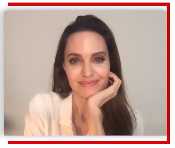 bestofajolie's tweet photo. can you believe angelina jolie joined a live? https://t.co/lMCTWQQAbz