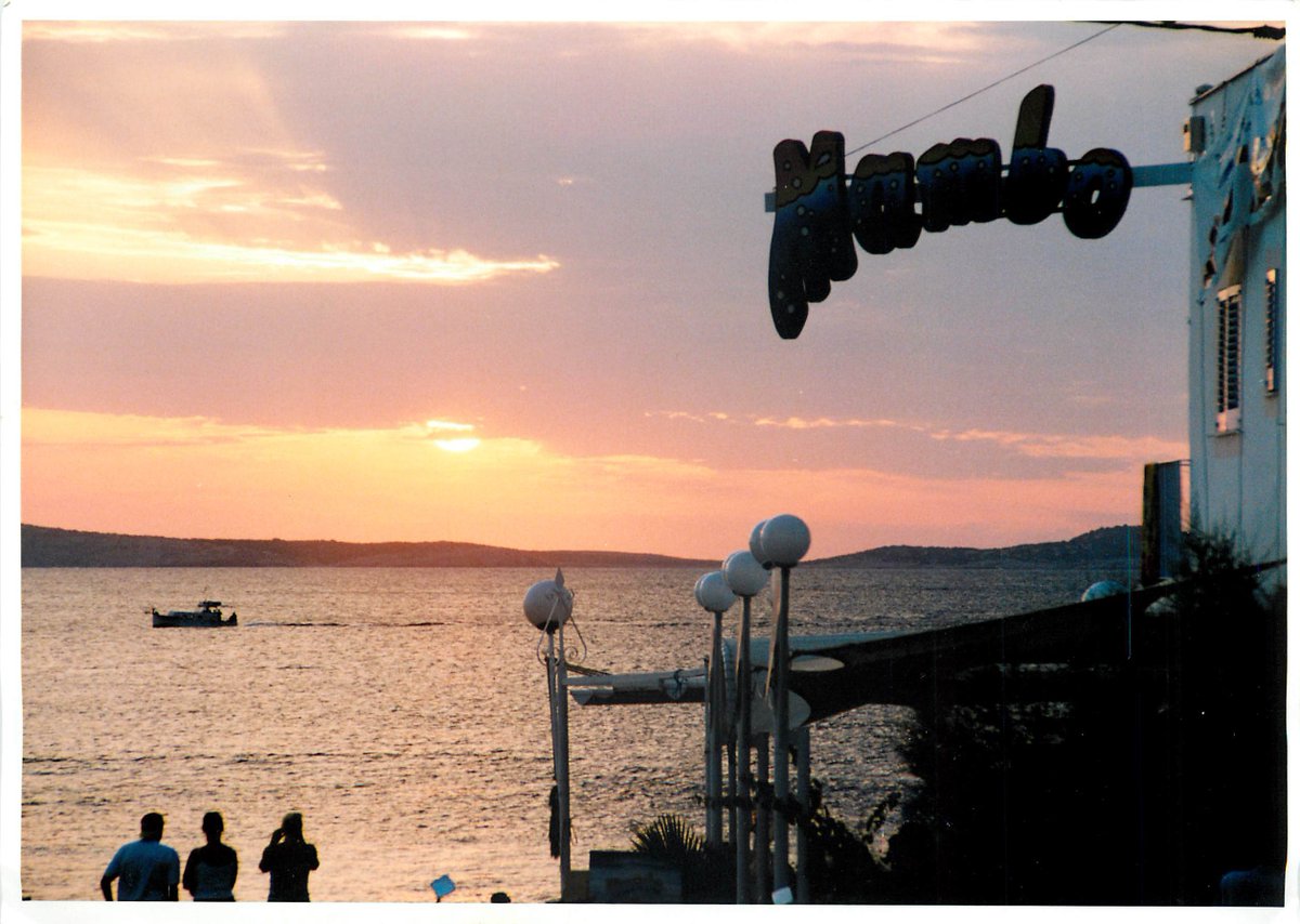 Mamboibiza's tweet photo. The pure beauty of the Ibiza sunset never gets old. 🌅 #tbt https://t.co/N4SyxzvltJ