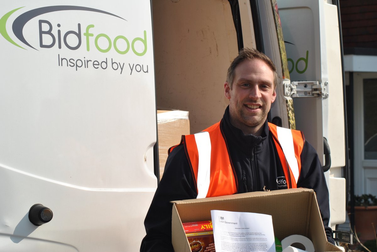 Typhoo_Tea's tweet photo. Weโre proud to partner with @BidfoodUK and @DefraGovUK on shield packs being sent to the most vulnerable #StayHome #InItTogether #ShieldPacks https://t.co/LFEduoHuYo