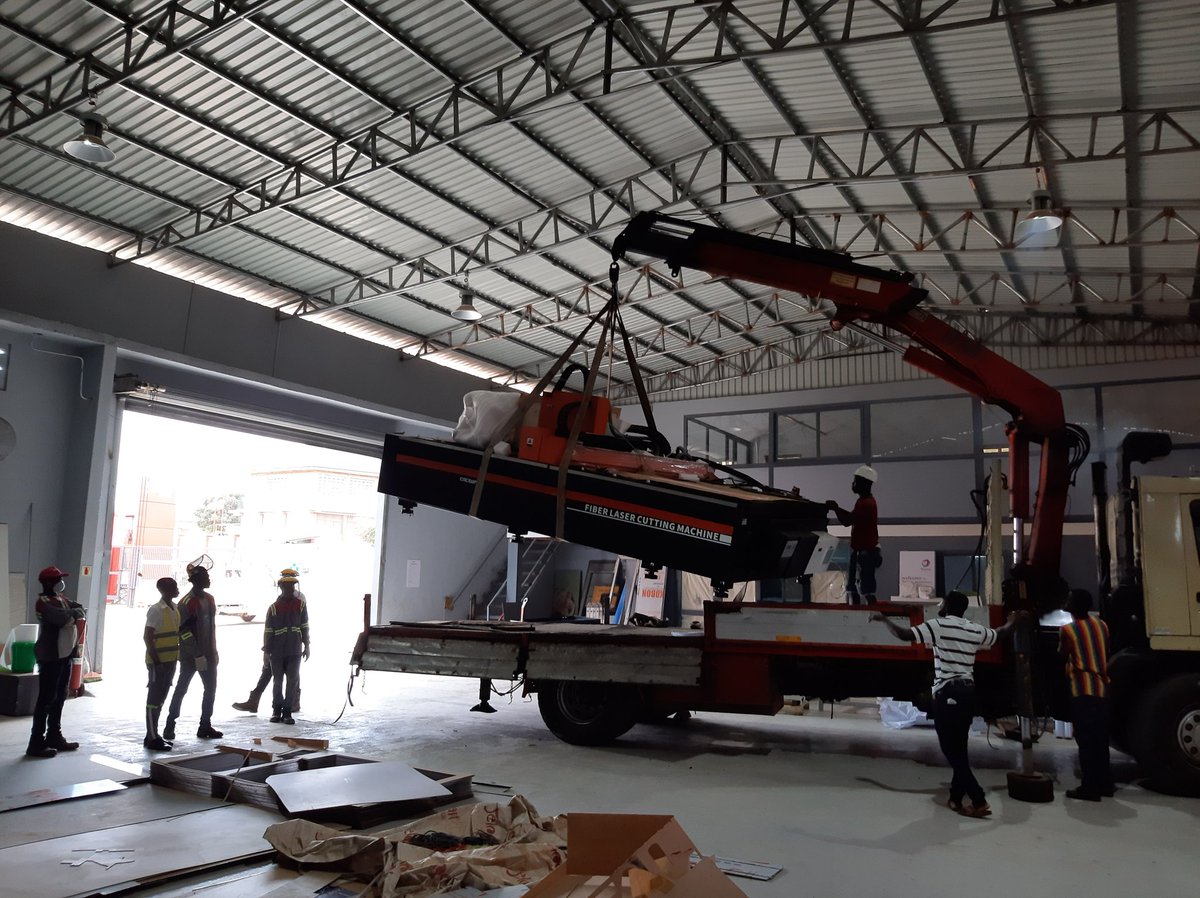 TheSignMakerGH's tweet image. Yesterday we took delivery of our latest beast, VF30 Fiber Laser Cutting Machine. We are done assembling and getting ready to go live. 

#Seloart #BespokeMetalArt