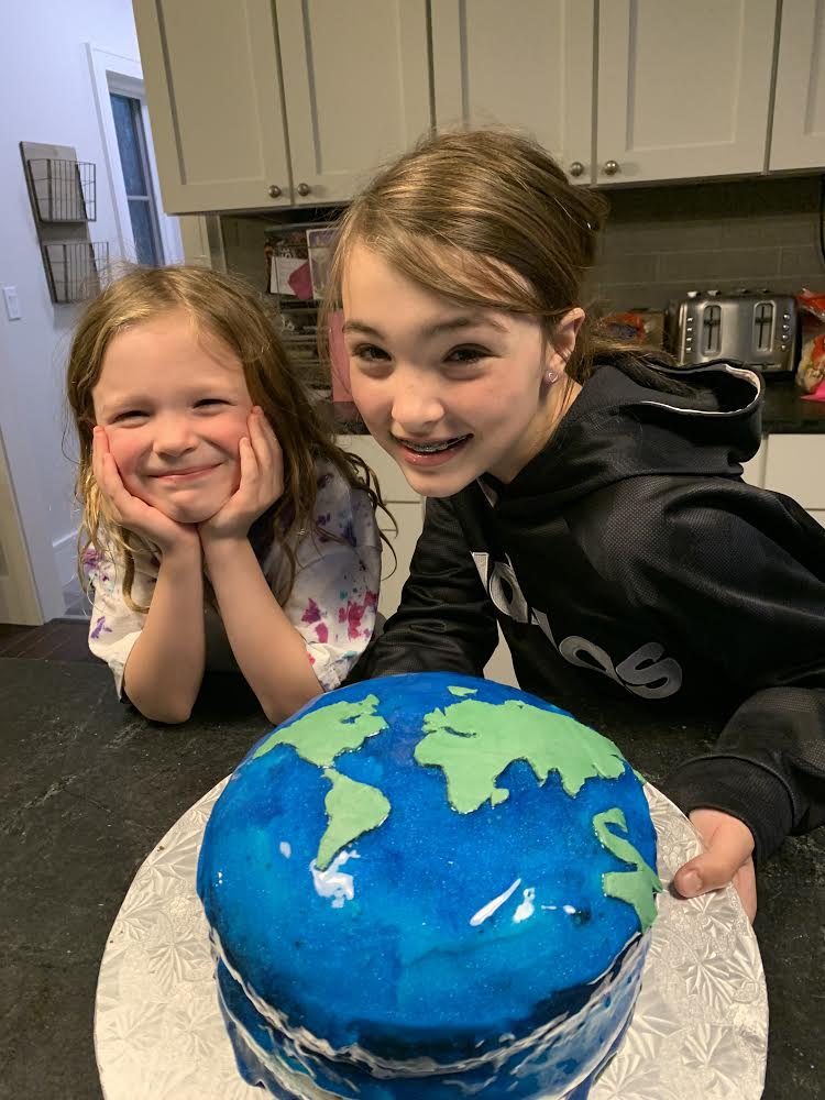 NorthCreekElem's tweet photo. Caroline, from Mrs. Ichesco’s class, made an Earth Day cake with her sister! #NCEEarthDayChallenge #NCEBakingChallenge https://t.co/b7rpEFtwAs