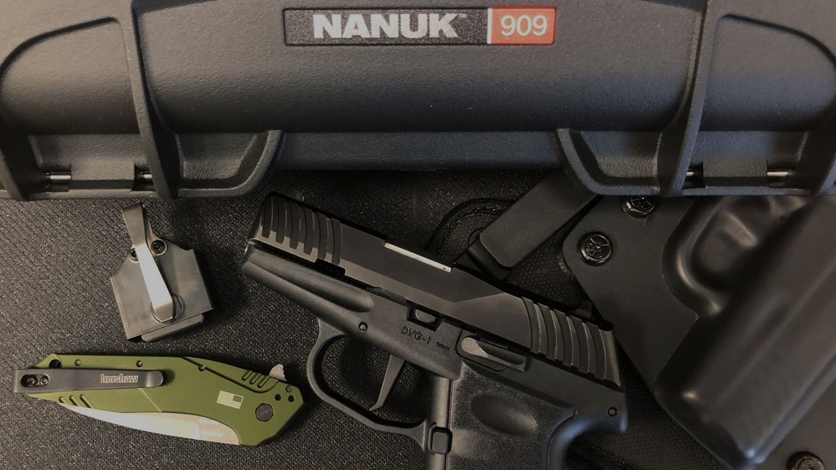 YgunsScc's tweet photo. Your last chance to enter to win the ultimate self-defense package is Monday 4/27! Score prizes from @AmmunitionDepot, @AlienGHolsters, @kershawknives, @nanukcase, and @theneomag. Enter here: https://t.co/fRih5NS23i https://t.co/cgvXaHOcO2