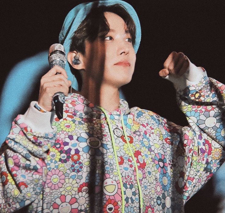Jung Hoseok as a flower; a thread