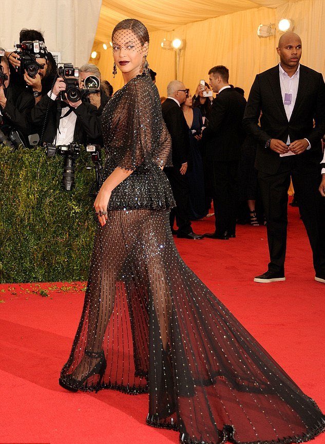 beyonce in givenchy haute couture (2014)
