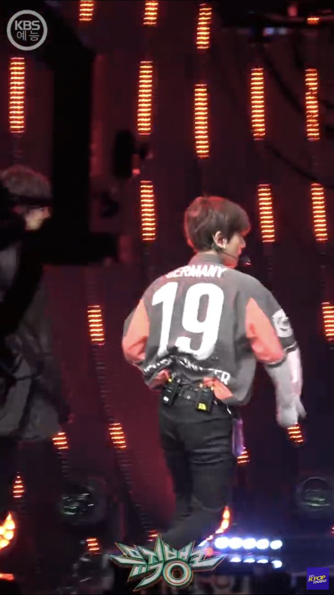 byunascorgi's tweet photo. i knew that mongryong's germany tshirt was familiar🥺 https://t.co/DjgNGcGXoQ
