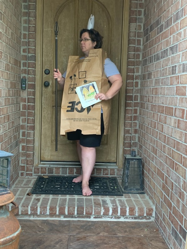 PhelpsCenter's tweet photo. What can we learn from "The Paper Bag Princess"? As @BlaineAndrea shows, people should care about US and not just what we wear -- it's what's on the inside that counts!
#PhelpsBookWeeks https://t.co/hQhCitgw7R