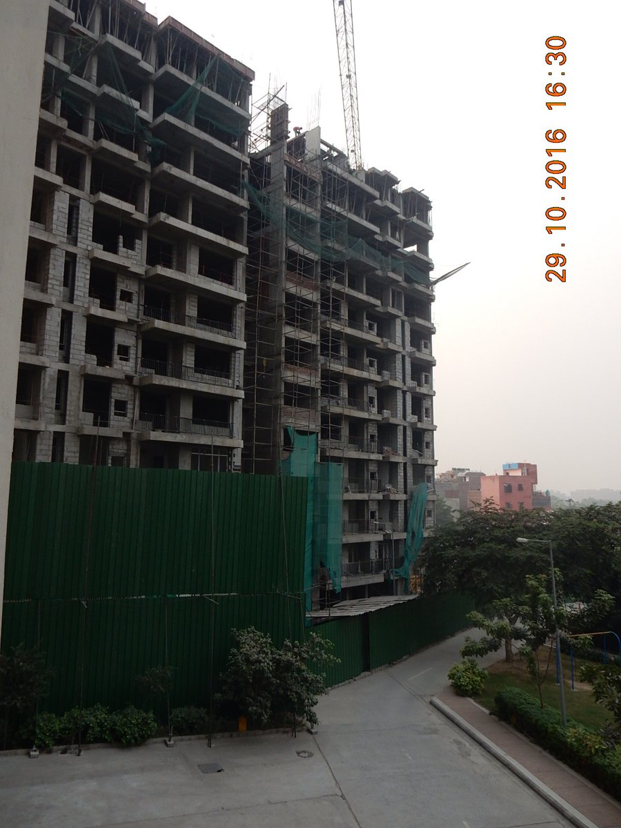 ponguru's tweet photo. in the respective pics. I used to maintain a webpage with construction update pics :-) https://t.co/nbyrH28hl6 #IIITDRocks #ProfGiri #KeepingSpiritsHigh #Lockdown https://t.co/epoMTBdsSZ