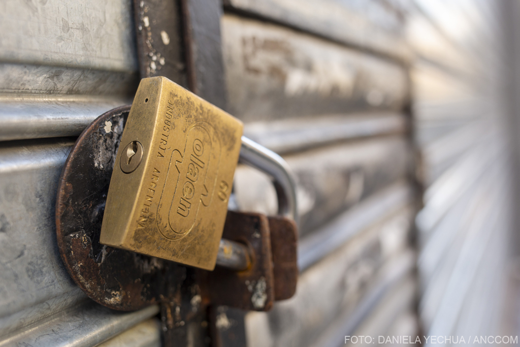⚠️#Precarización #Laboral en el sector #Gastronómico

📢 #Trabajadores de #Havanna suspendidos  
💲 Recorte de #Salarios a <a href="/McTrabajadorxs/">McTrabajadorxs</a>
⛔️#ParoInternacionalDeRepartidores 
➡️¿Qué pasa con el <a href="/spasteleros/">Sindicato de Pasteleros</a>?

👉 bit.ly/2yzmPpc

#BoicotALosMiserables  #YoNoReparto