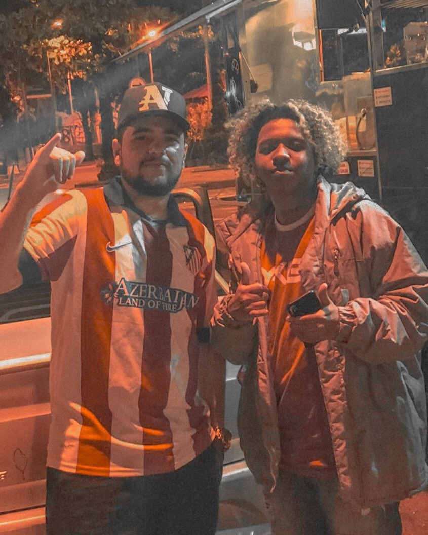 Djbrdatijuca's tweet photo. Boa tarde tropa.... 

Que tal uma Live da Austrália com esses dois carinhas aí? 🥰😍🇦🇺

Chama no rt quem quer que isso acontece 🥰🥰

@DjCabelaoTrn22 https://t.co/h8Uf4luRhb