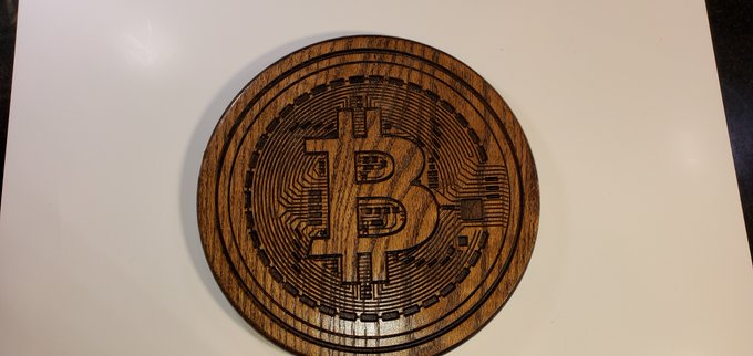 CryptoHitmann's tweet photo. I am going to be getting some pretty cool stuff from @CnEsigns that I will be giving away to twitter followers &amp; https://t.co/qYfZPxrIJI Members‼️ 

Stay Tuned $XMR $ZEC $ETH $ETC $BTC enthusiasts 🥳

12 inch Round #Crypto Coins 👀 https://t.co/wshmkrDBRE