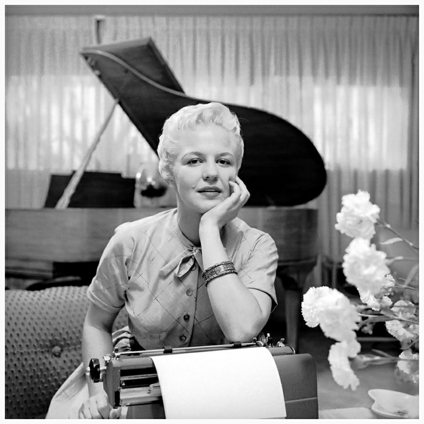 peggyleemusic's tweet photo. We're honored to share the news of the creation of the @ASCAPFoundation Peggy Lee Songwriter Award! Read more about it from @ASCAP here! https://t.co/046B48WHhv #PeggyLee #SingerSongwriting #Songwriting #MissPeggyLee #PeggyLee100 https://t.co/qYsRNWfAZ6