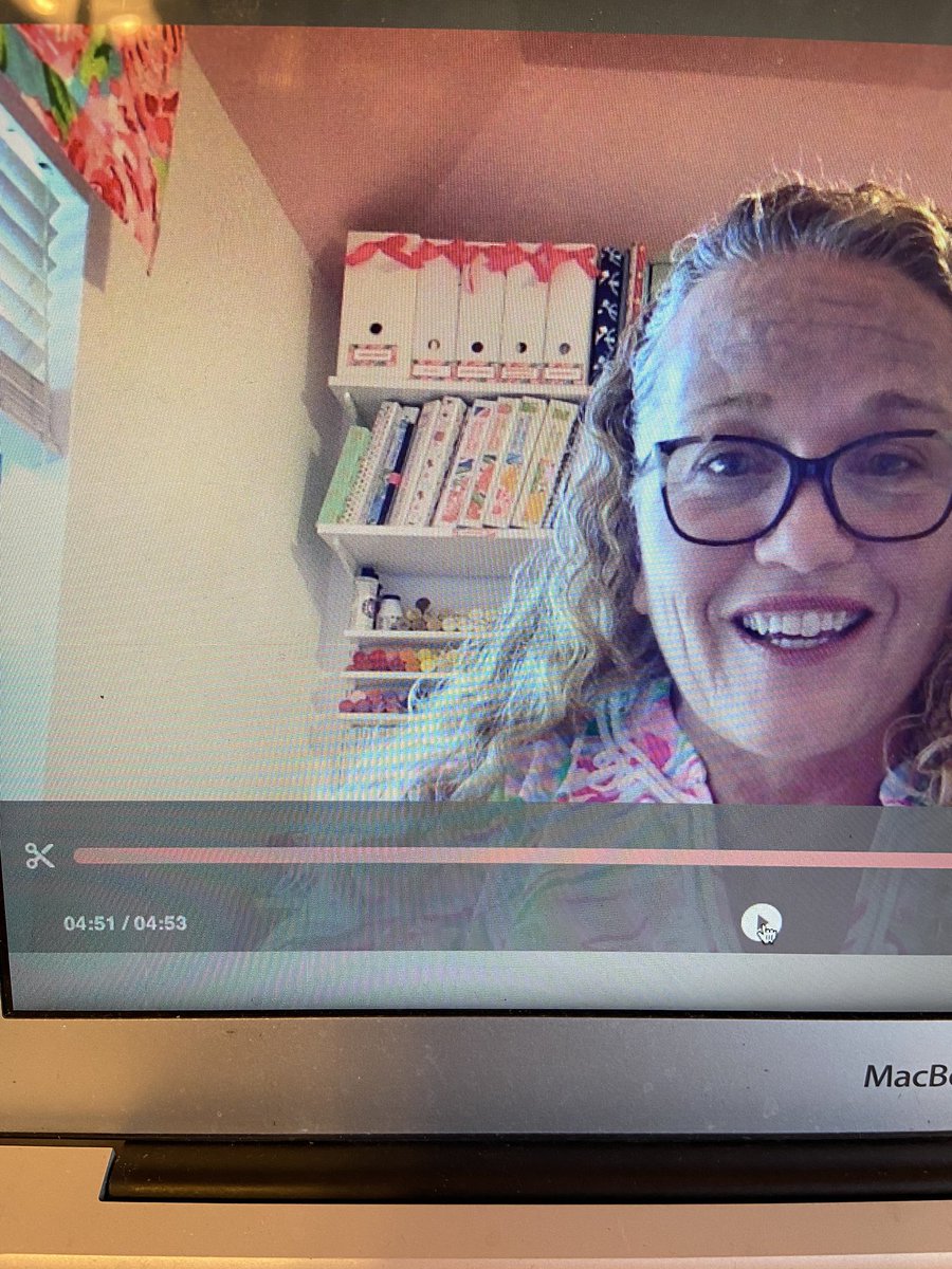 JES_Dickinson's tweet image. I just needed to share this with @EvanPayneGCISD. 4:53! Finally getting the mini lesson where it needs to be. I may or may not talk a little fast, but the information is there, lol. #gcisdhumanities @GCISDHumanities