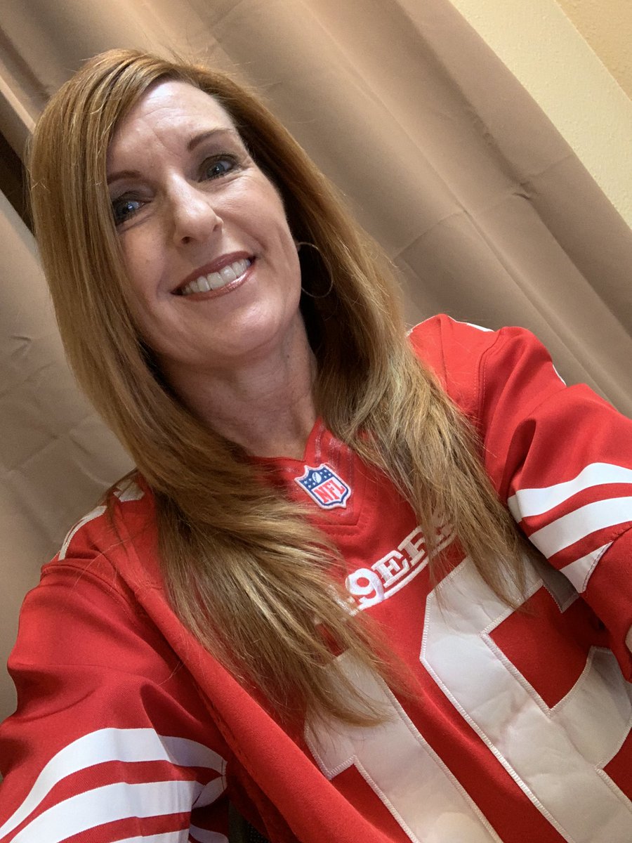 Jersey day! Love me some Joe Montana! @JohnBaldwinElem #jbelemspiritweek