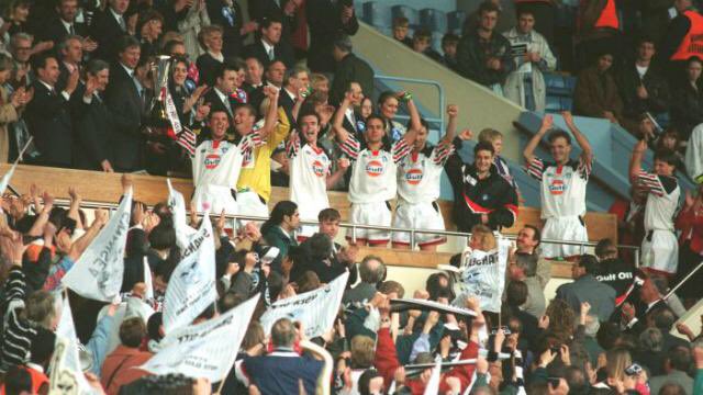 @RobertElsey8 <a href="/markclode1100/">mark clode</a> <a href="/sw37ans/">Simon Williams</a> <a href="/no1welshy/">Chris Welshy Abraham</a> <a href="/DaiLittle/">Dai Little</a> <a href="/thebrynmilljack/">Phil Dempster</a> <a href="/stubakes29/">Stu Baker</a> <a href="/LeeTrundle10/">Lee Trundle</a> <a href="/gillyglasto/">Dan Gilmore</a> @sharpeytheJACK <a href="/JamieFleig/">Jamie fleig</a> <a href="/jackjiffy/">🦢🏴󠁧󠁢󠁷󠁬󠁳󠁿⬛⬜Mark G⬛⬜🇬🇧🦢PRS👊🏼</a> <a href="/MichaelCattroll/">Cattsy11</a> <a href="/IlltydFrancis/">CoityJack</a> @mike_hughes01 <a href="/MikeRutherford_/">Mike Rutherford</a> @Tosh1981Peter <a href="/TheAiCPodcast/">Ambition is Critical</a> <a href="/SwansOfficial/">Swansea City AFC</a> <a href="/craigowen15/">craig owen 🦢PRS🇬🇧👊🏻</a> <a href="/buddyforengland/">buddyhill</a> <a href="/GeorgeWeahOff/">George Weah</a> <a href="/ITV/">ITV</a> RT if you were at Wembley 94 #Swans #twitterjacks