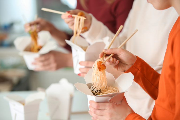 myboxpackaging's tweet photo. AUTOMATIC FOOD MACHINE TAKEAWAY NOODLE BOX MAKING
https://t.co/amyxXdkR7h
#noodleboxes #customboxes #food #foodie #takeawaybox #customization #safety #packaging #MyBoxPackaging https://t.co/k0JVirOfcO