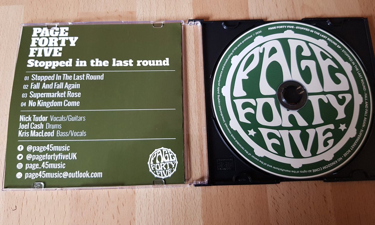 joelcash7's tweet image. #drumming #plumbing #merching All in a week's work for me. Not just the pretty face of @pagefortyfiveUK 😁😁