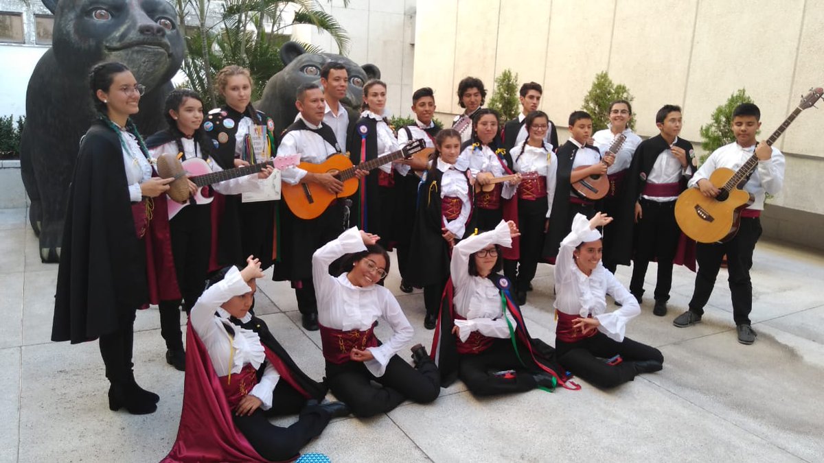 JFusarte's tweet photo. Festival de Tunas, Girardot 2019
Una joya del pasado
¡GRACIAS chicos!

★SIGUENOS EN NUESTRAS OTRAS REDES★
►Instagram: fusarte
►Facebook: https://t.co/APWF9pNUww
►Youtube: https://t.co/1jBbPxyOKr https://t.co/iPwqv1vEdB