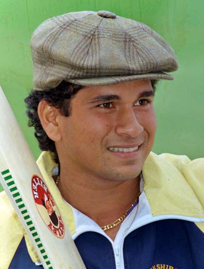 In 1992,Tendulkar made his debut at the ICC Cricket World Cup, in which he scored 283 runs and was awarded the Player of the Match twice – for scores of 54* (62) vs. Pakistan and 81 (88) vs. Zimbabwe. #HappyBirthdaySachin  @sachin_rt