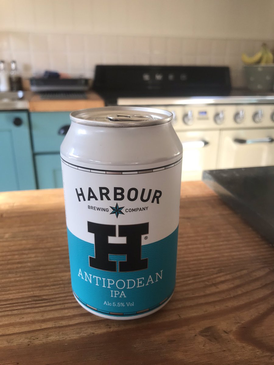 beer_goggle's tweet photo. @HarbourBrewing’s  #ipa named Antipodean? Being based in Cornwall  they must have a load of Australians over there to get all Southern Hemisphere on their #beer. This one has a light flavour and dosent have that typical hoppyness you get from ipas. An ah yeah 5.5/10 #ozzy #not https://t.co/vpTh3JEhvb