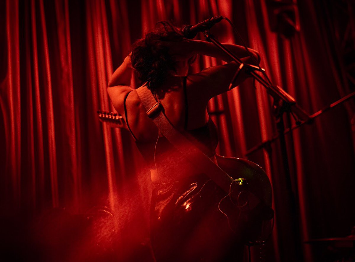 Today would have been my album launch party at The Courtyard Theatre 😢 in the mean time I’ll have more time to prepare an incredible show for you guys when it’s safe to do so 💃🏻😩 I love you all, hope you’re all safe, thanks for supporting me ❤️🙏🏼 📸 Jens Fricke