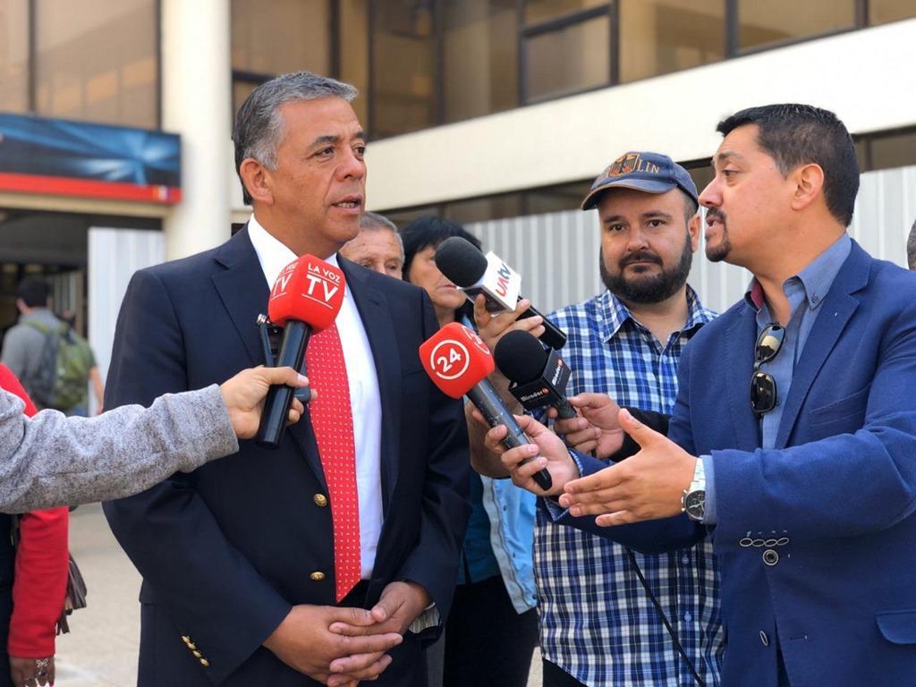 Alcalde de Collipulli gestionó caja auxiliar del Servi Estado para la comuna
facebook.com/rtvcanal12vict…