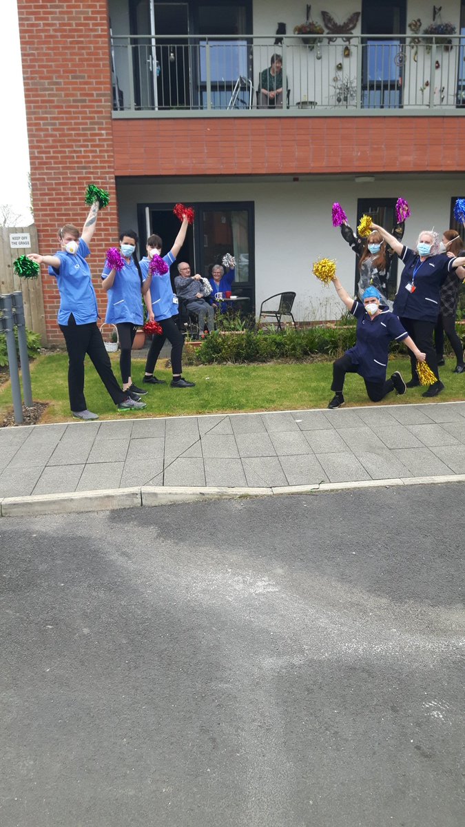 GarryReed13's tweet photo. Tenants at Bourke gardens think the staff are great and you can see why @forviva_group @ForHousing @Dawnpspeed @Torbrad31 @sage_care https://t.co/9BpKTs8ORg