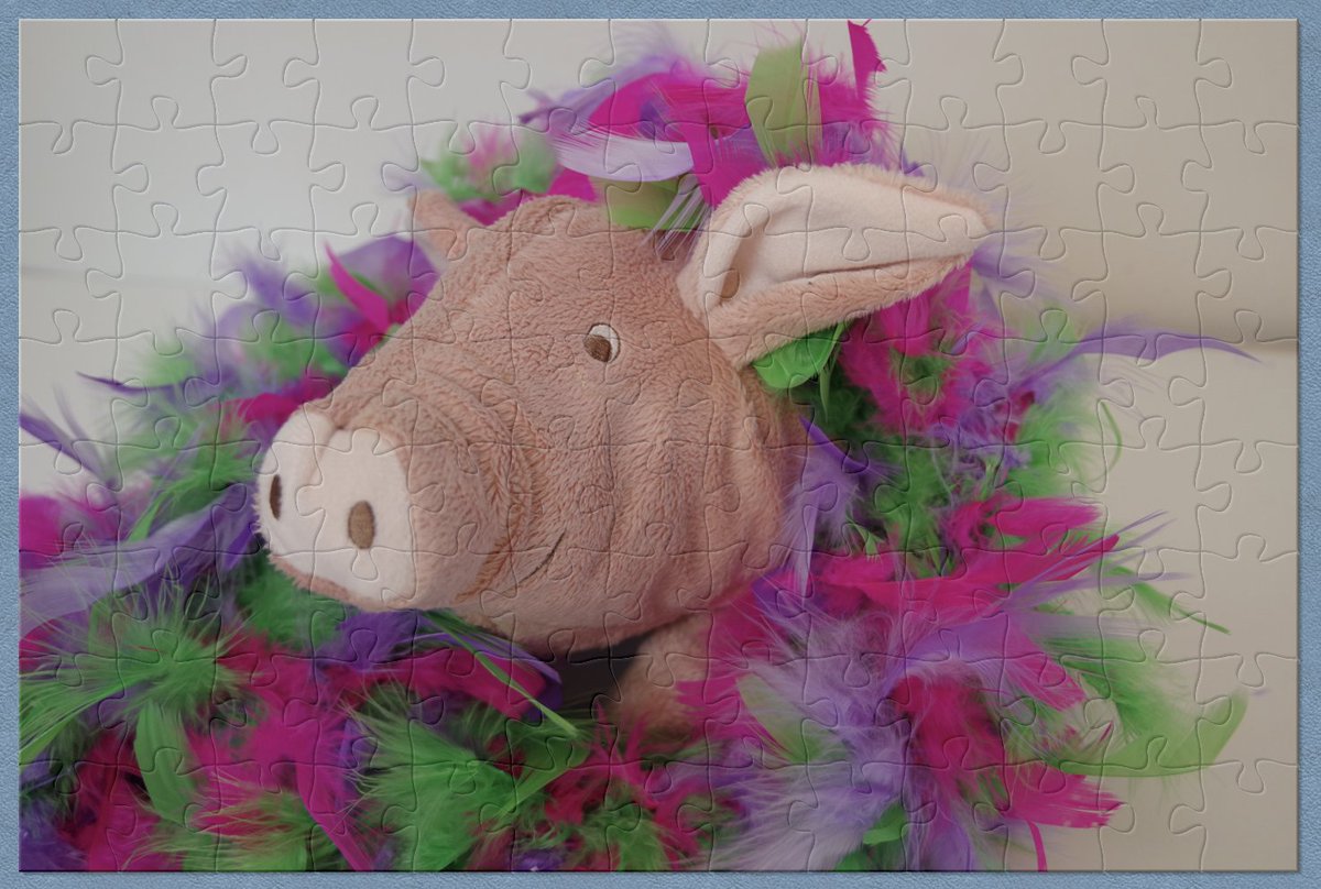 Pig Floyd is looking fabulous in this week's new virtual jigsaw puzzle - check it out! jigex.com/T7EE