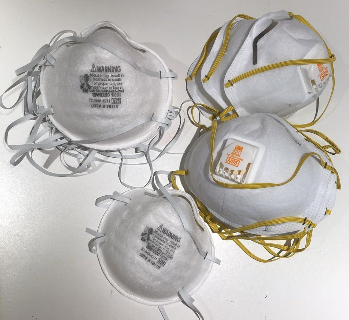 Mask_Crusaders's tweet photo. Donors: We need your help!

#NYC needs more body, head, foot coverings and disinfectants. 

#Seattle, #LA, and #Chicago are very low on N95 masks. 

Visit https://t.co/YOC05ObHe7 for instructions on how to donate and receive in your city. #GetMePPE https://t.co/iUVyaGpyG9