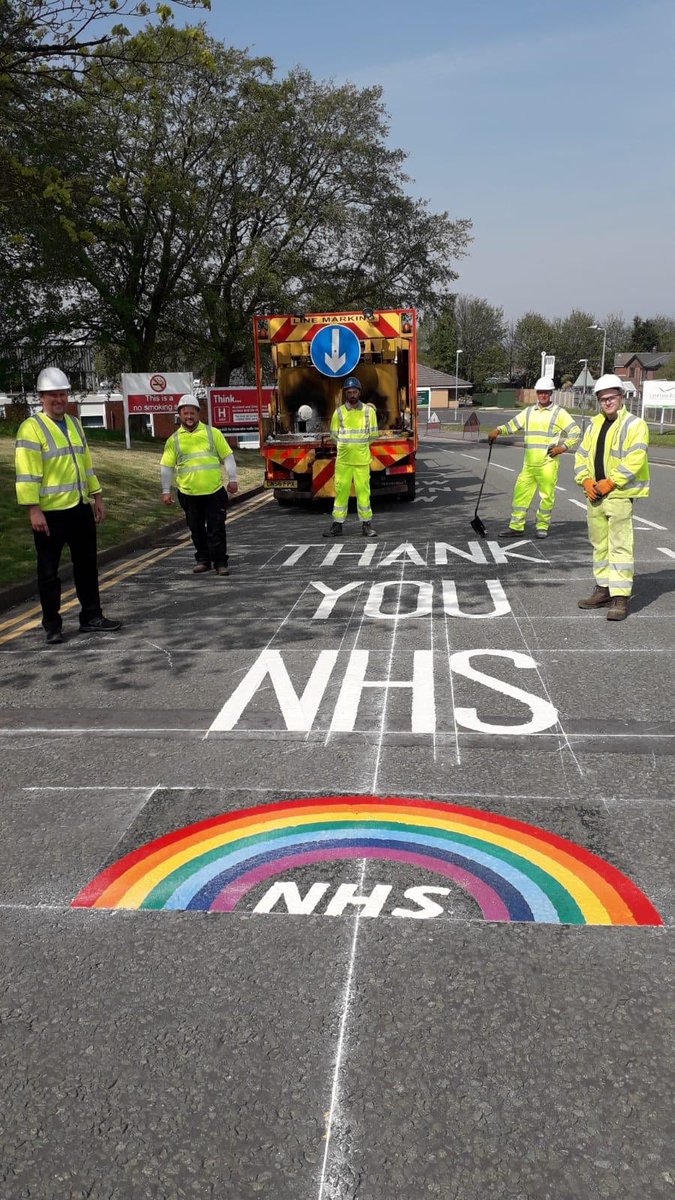 boltoncouncil's tweet photo. #ThankYouNHS🌈

Our highways team decided to create a tribute to our NHS, so they asked local contractor Kays to help.

Kays donated their time to paint these road markings near entrances to Royal Bolton Hospital before tonight’s 8pm #ClapForCarers 👏❤️

https://t.co/NwoC0vCpxJ https://t.co/cQkJqfkW44