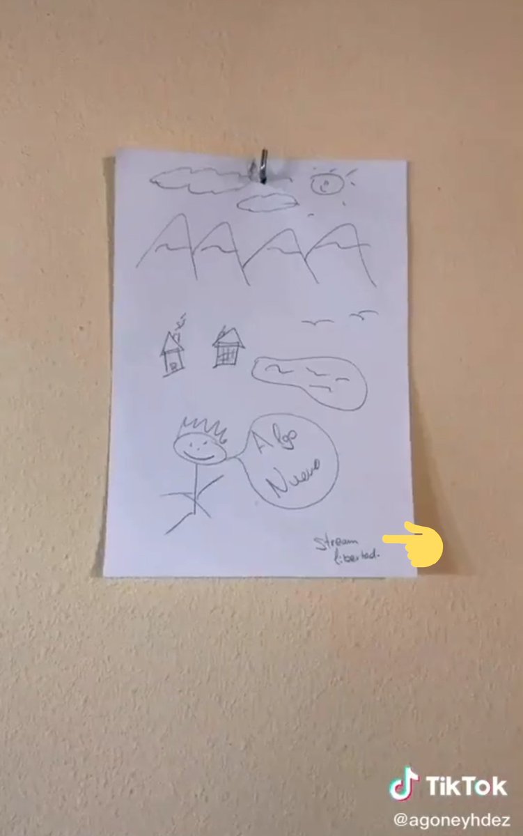 Hera_loqueeeta's tweet photo. Él haciendose publi, como el que no quiere la cosa 😂😂, pues eso #StreamLibertad https://t.co/YTimFOTPVV