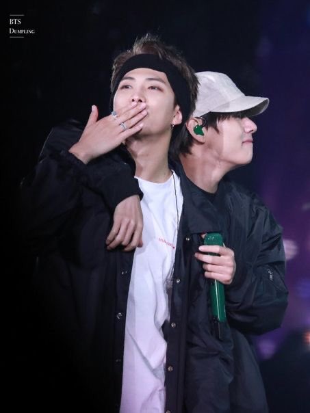 This entire thing is just taejoon having hands on eachother and it’s JUST BEAUTIFUL AND I NEED THAT TOO