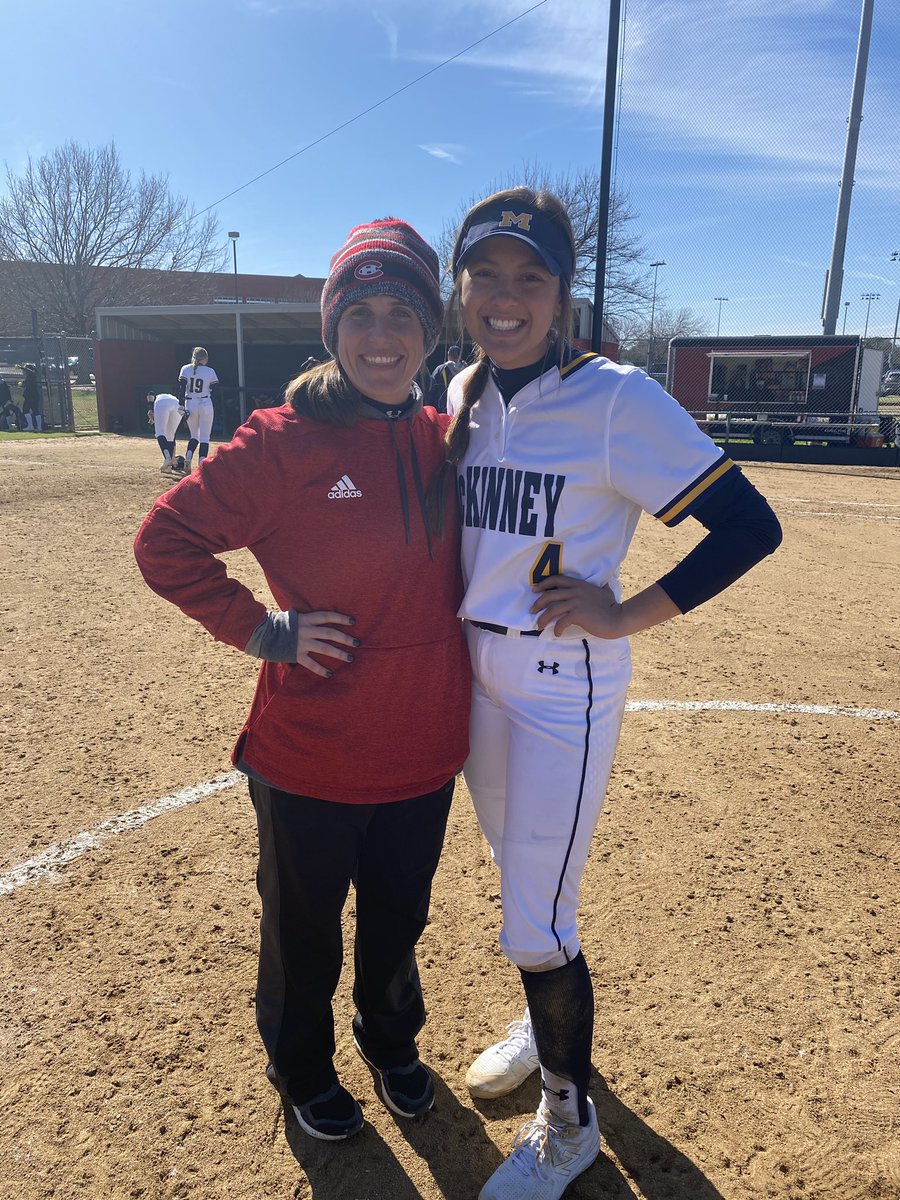 Still trying to process the abrupt end of our softball season and the turning of another page. One of the biggest highlights of this season was getting to coach against my favorite softball player. We only got her out once 🙄 The future of <a href="/MeanGreenSB/">UNT Softball</a> is so bright! #gmg