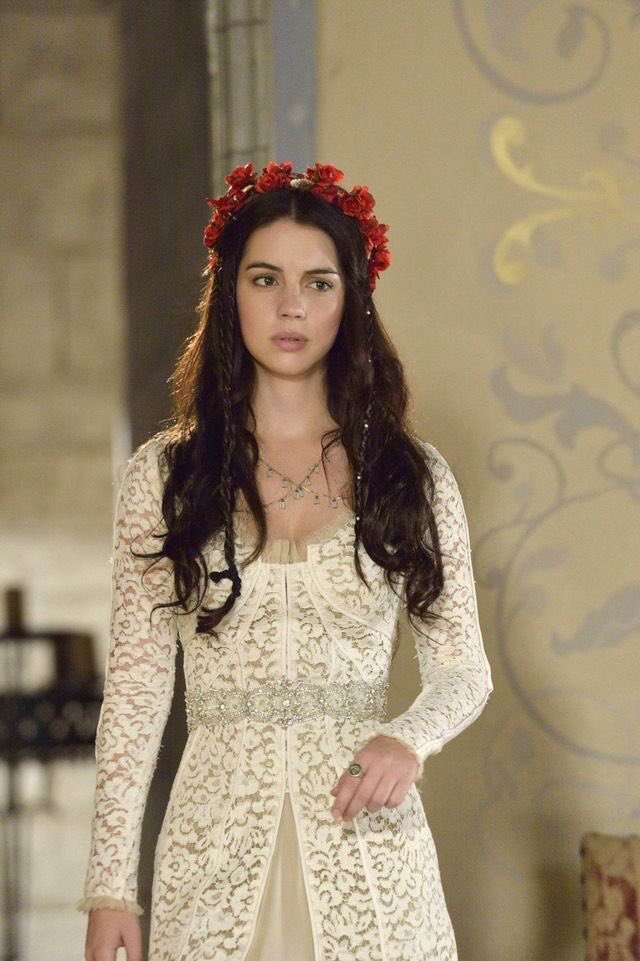 adélaïde kane, la douceur à l’état pur, et son jeu d’acteur dans reign >>>