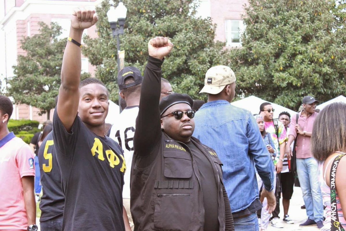 3RDK's tweet image. My LBs had my Back.. Always... Especially during my Beret stage. So very thankful for #BetaNu &amp;amp; especially #Maryannu  #BNFoundersDay