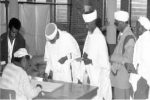 AmanNebiat's tweet image. A double historical day for #🇪🇷Eritrea.
Eritreans held referendum on 4/23/1993 with 99.8% voting in favor of free #🇪🇷Eri n today 4/23/2020 the beginning of Ramadan being observed with all mosques closed due to COVID-19 lockdown. 
Congrats #Erey and #Ramadan Kareem to all #🇪🇷Eri’s