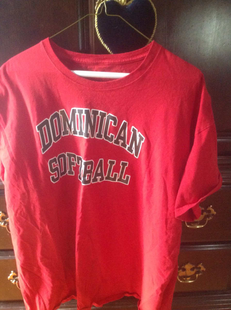 ReillsOReilly's tweet photo. So it's spirit day, we have a houseful of college spirit ⁦@BportAthletics⁩ ⁦@SJCmonks⁩ ⁦@saintjosephs⁩ ⁦@ChargersofDC⁩ happy spirit day everyone https://t.co/hXg7zspEzu