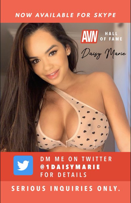 Are u ready for a skype or facetime show with me? DM for serious inquiries ?? https://t.co/fkwJtqX3L