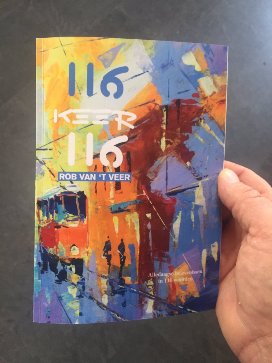 M_Arling's tweet photo. Op #Wereldboekendag van mijn zoon #Martes #116keer116 gekregen.
1e boek van @errobee, ook bekend van #paboemmen @nhlstenden. https://t.co/PTLc6ijPPW