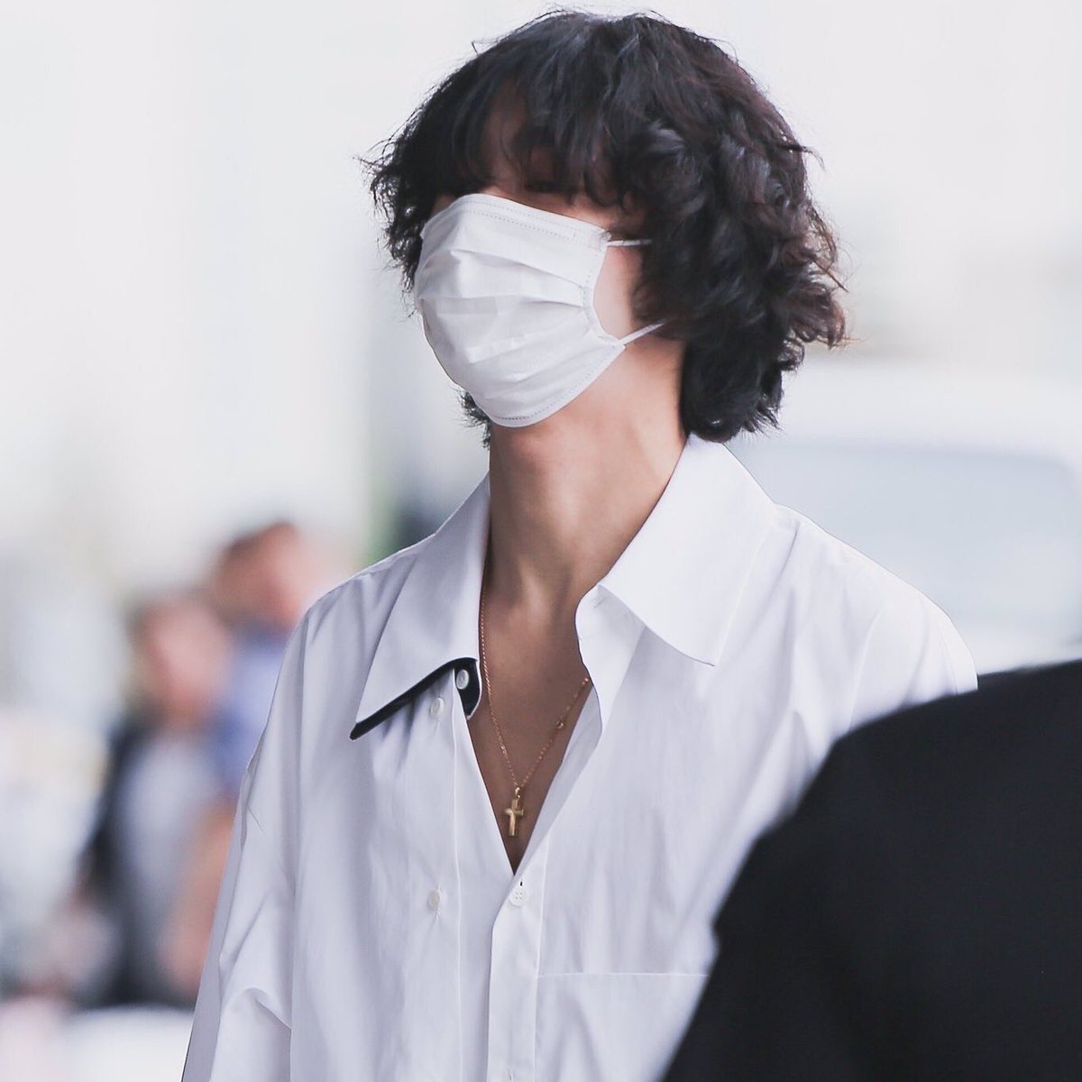 hyungwon with long hair : a beautiful thread