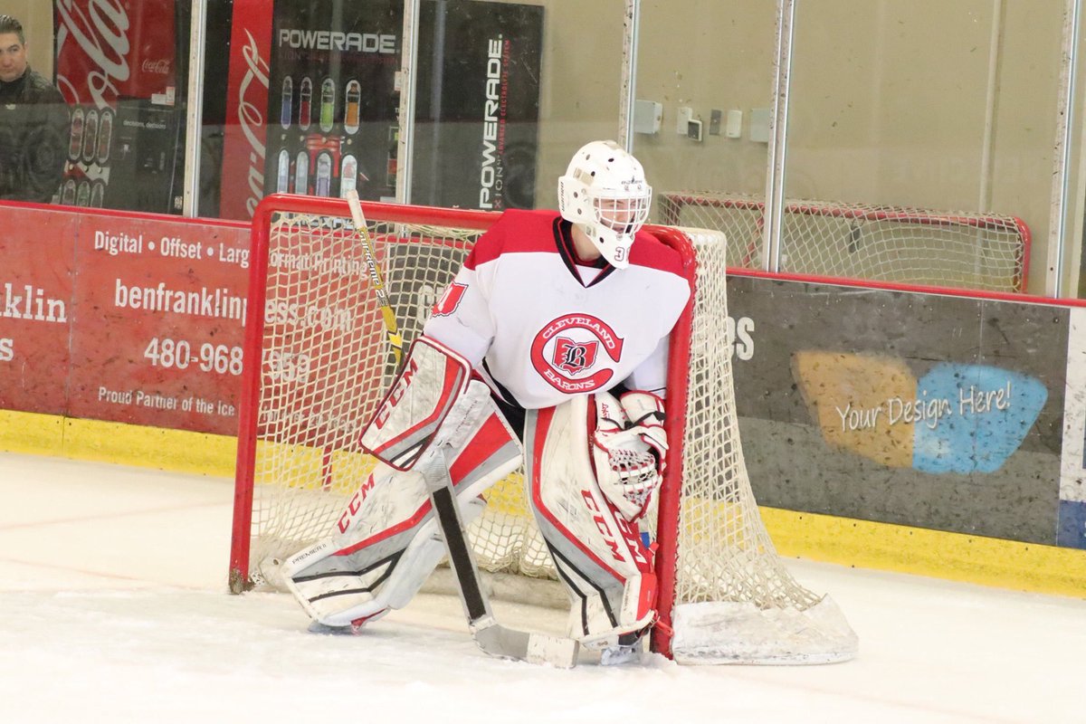 atl_caps's tweet photo. Atlanta Capitals tender Goalie Eddie Makar from Anchorage Alaska. Last season Eddie played one game in the NAHL for the Janesville Jets. As well as 24 games for U18 AAA the Cleveland Barons with a .903 save percentage. @na3hl #atlantacapitals #atlcaps #na3hl #rollcaps https://t.co/DFBtjd4BJv