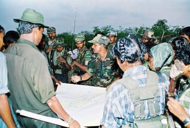 hécatombe, demanda à l'Inde de venir évacuer les soldats cinghalais. L'Inde refusa d’intervenir mais poussa les tigres a stopper leur offensive. Victorieux mais épuiser, les tigres, par manque de moyen et d’hommes durent stopper leur offensive.