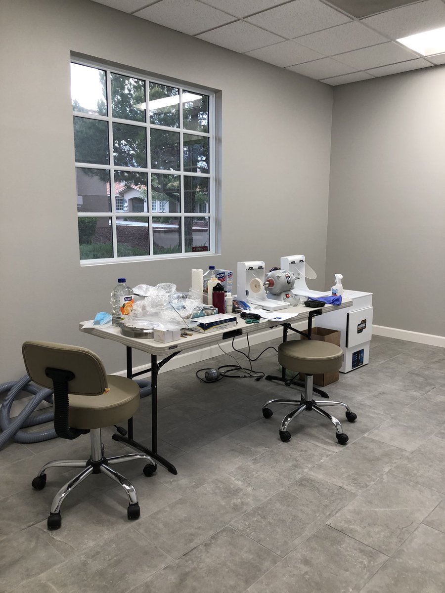 prostheticslab's tweet photo. Setting up the temp lab—We planned for IKEA cabinets, and all IKEA stores closed. #covid19 #quarantine #prostheticslab #office #remodel https://t.co/UhaCNoHAzC