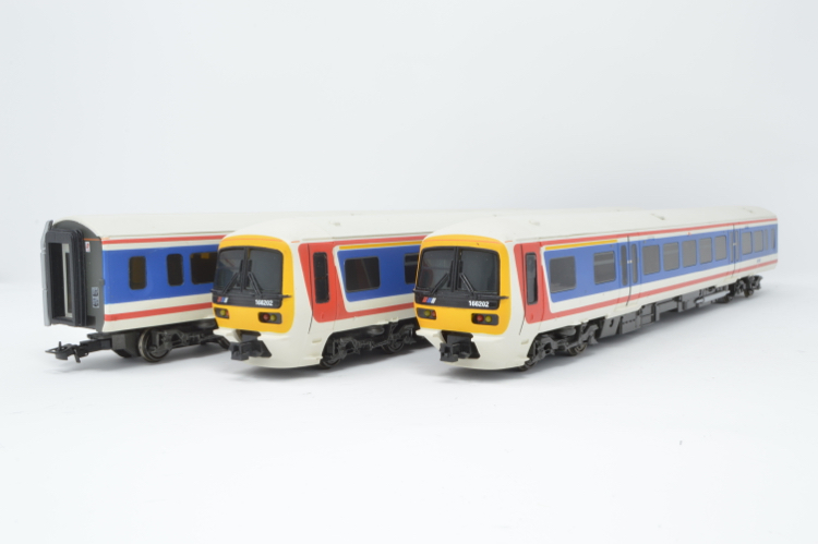 FootplateRich's tweet image. NEWLY ADDED CLASS 166: ow.ly/kjyK50zmJBm

Quite a hard find and only £94.95

#networksoutheast #trmguk #bachmann #oogauge #modelrailway #modeltrains