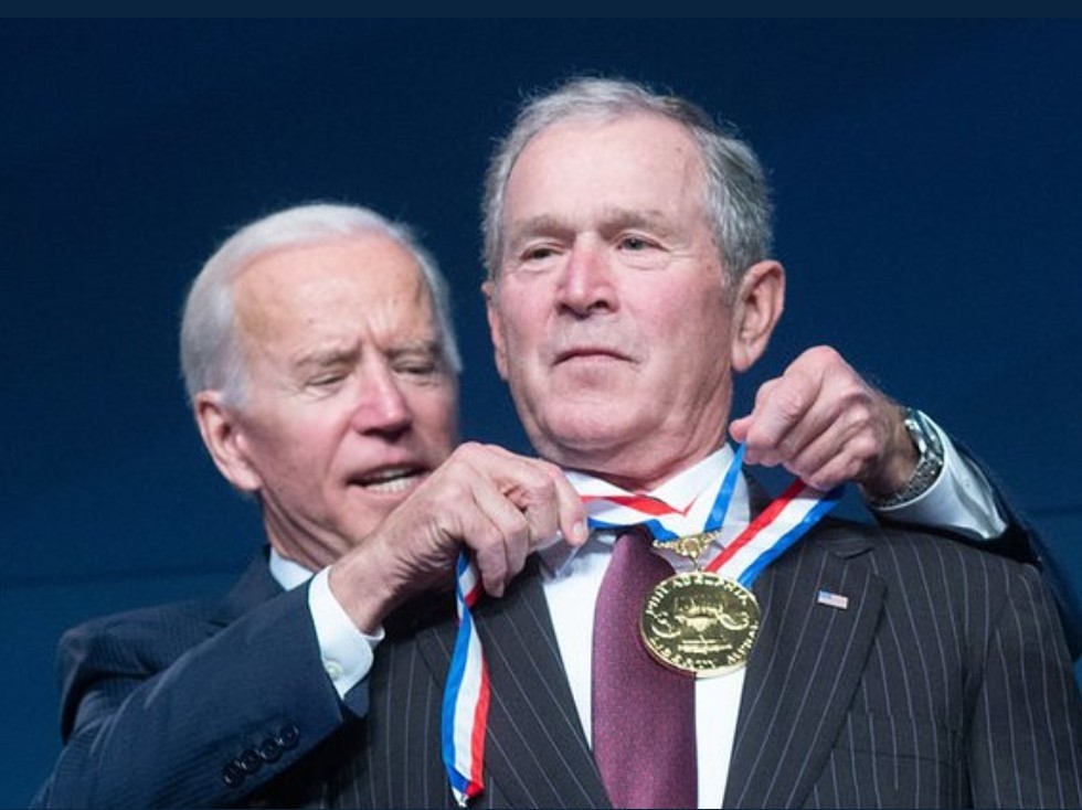 KRosvold's tweet image. @SymoneDSanders may be right about #StatusQuoJoe our #GropinJoe being "the guy to deliver the results

#DamnedFacts &amp;gt; Myth

The problem is we've SEEN the results he actually delivered and every last one killed poor, POC, and foriegn brown people for corporate fascist profits :&amp;lt;